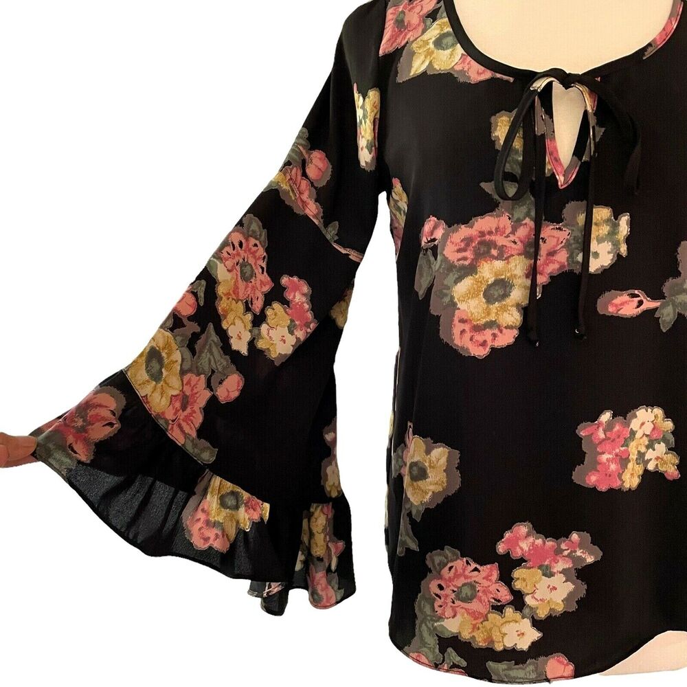 Voom by Joy Han M Black Floral Ruffled Dramatic Bell Sleeve Lace Back Blouse Top